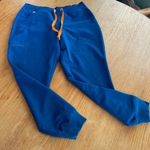 Figs Zamora Jogger Scrub Pants Petite